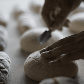 12月13日(土)＆14日(日)、沖縄の宗像堂さんのパンが届きます